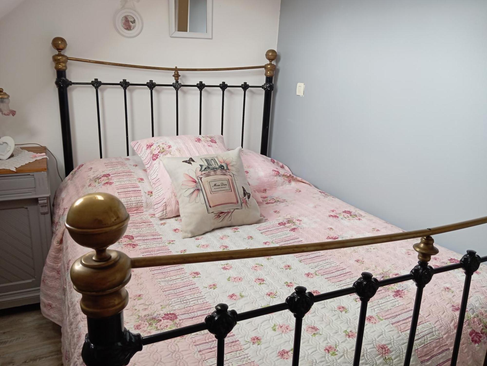La Petite Maison Dans La Prairie Notre-Dame-du-Touchet Экстерьер фото